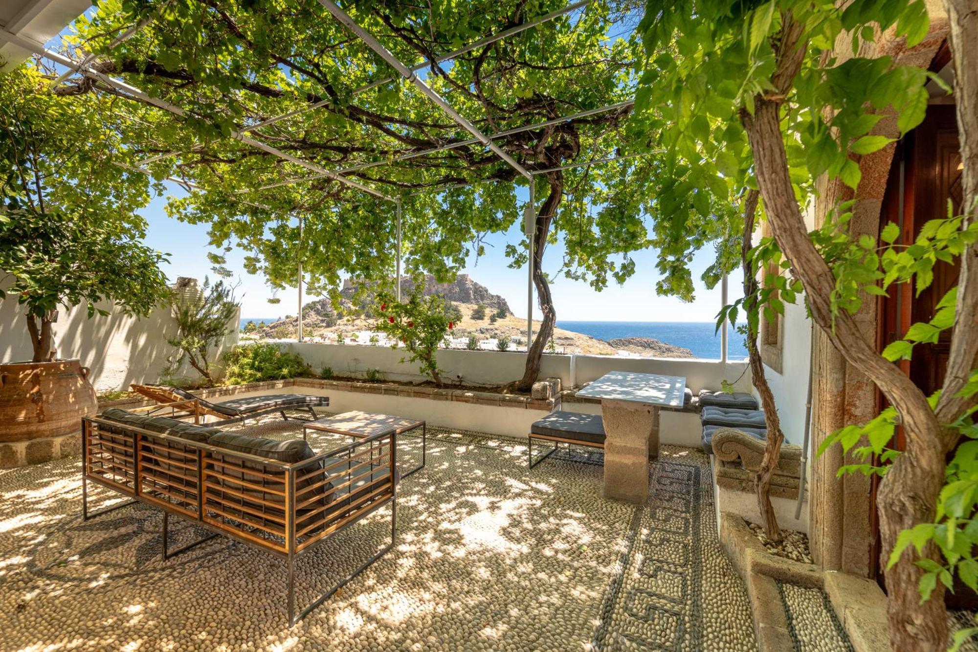 Arte * Lindos (Rhodes)